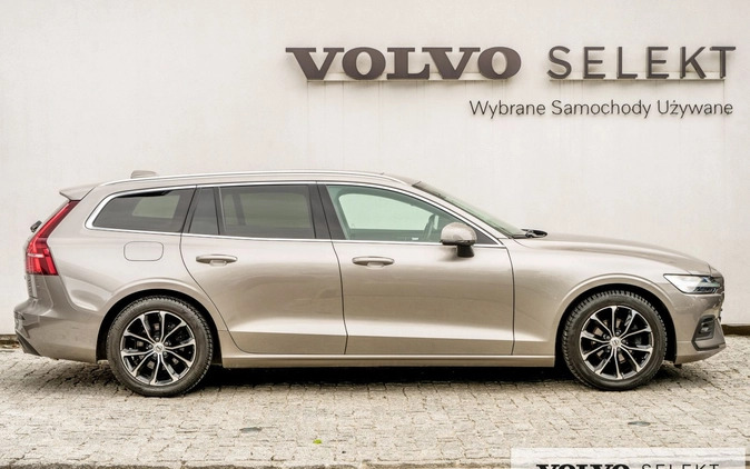 Volvo V60 cena 114900 przebieg: 121660, rok produkcji 2019 z Pilawa małe 596